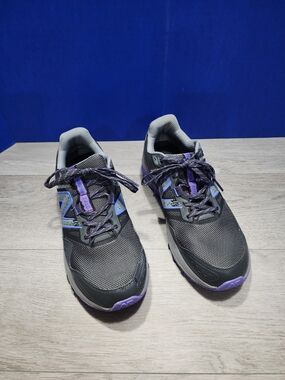 New Balance Women’s Black\Purple Size 10 Running \ Walking Sneakers WT410LQ8